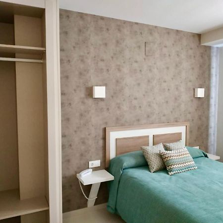 Hotel Los Conejos Mora Eksteriør billede