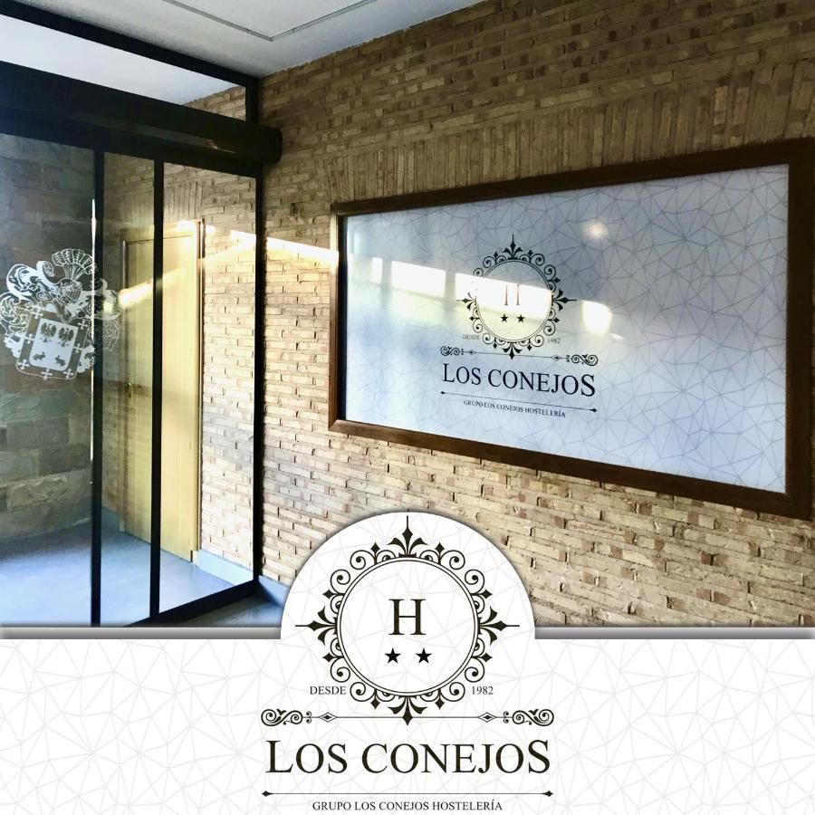 Hotel Los Conejos Mora Eksteriør billede